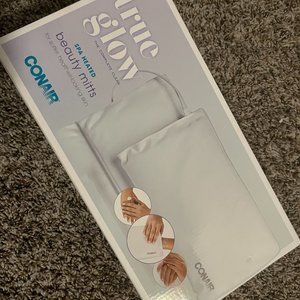 Conair True Glow Thermal Spa Heated Beauty Mitts Brand New